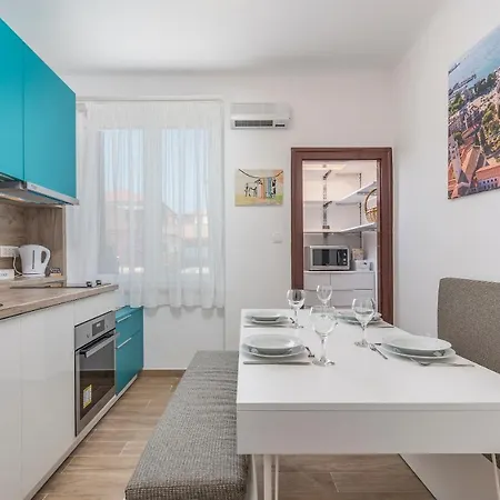 Appartement Nena I Ilka *