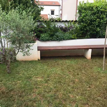 Appartement Nena I Ilka *